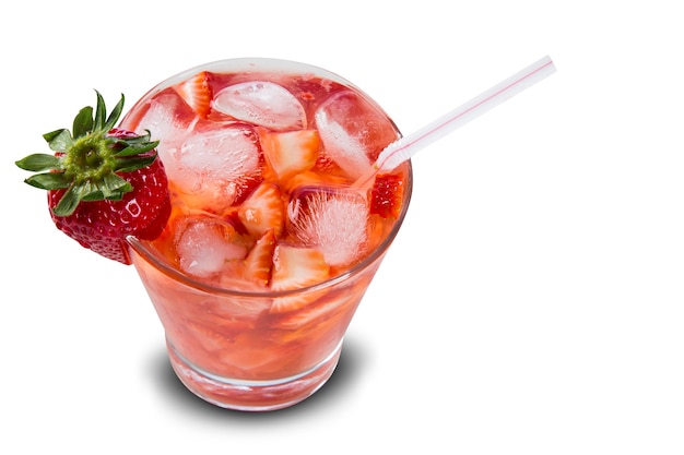 Caipirinha aux fraises fraîches