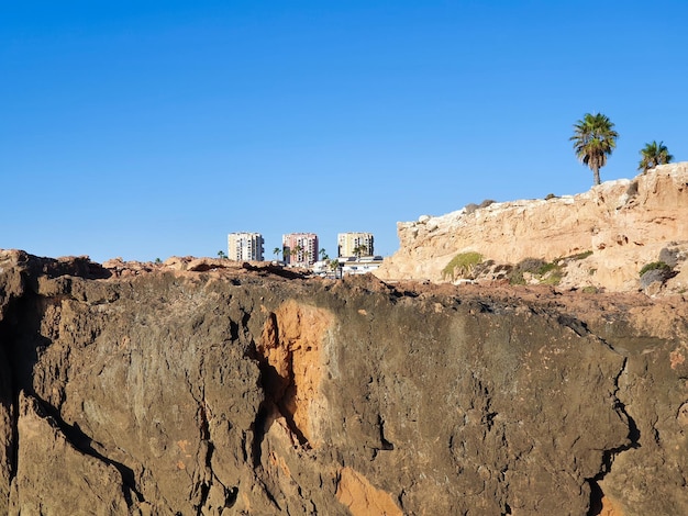 Calas de Torrevieja paisaje junto al mar Mediterraneo en el sur de la Costablanca