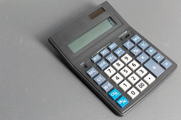 Calculatrice sur la table