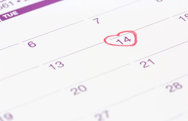 calendrier avec une marque rouge le 14 février 2019