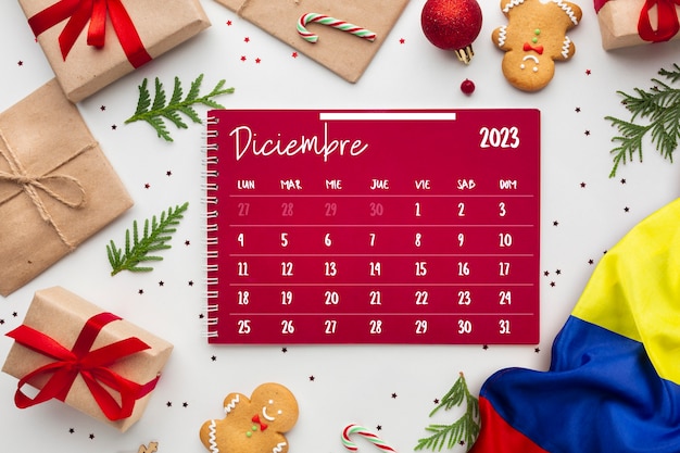 Photo calendrier plat et arrangement de cadeaux