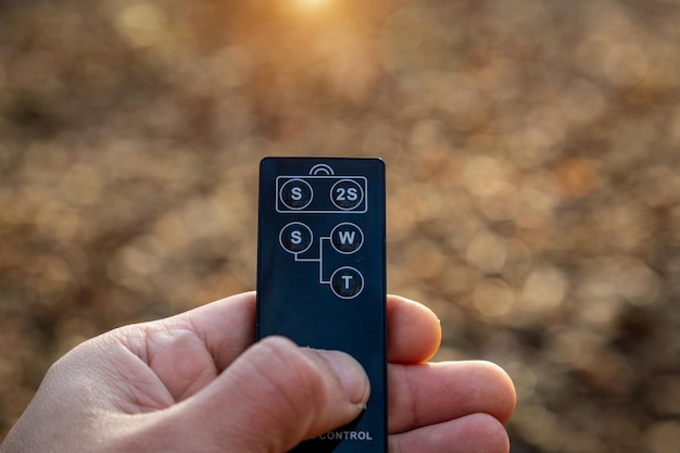 Caméra télécommandée pour prise de vue à distance en extérieurxA