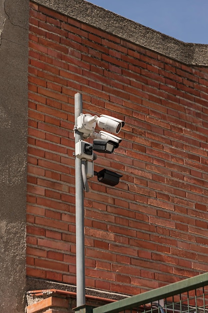 Caméras de surveillance extérieures attachées