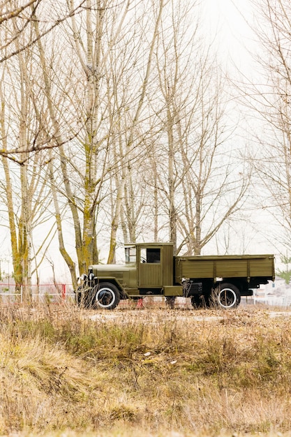 Photo camion militaire de la seconde guerre mondiale