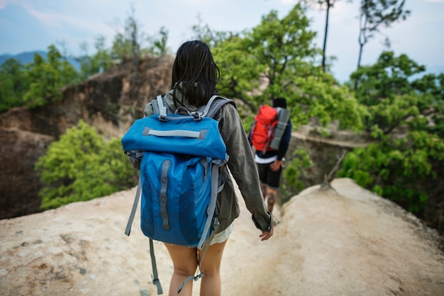 Les campeurs en aventure