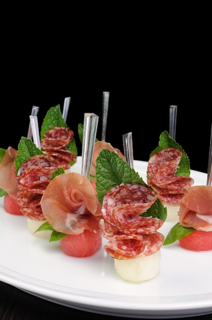 Canape gammon et salami