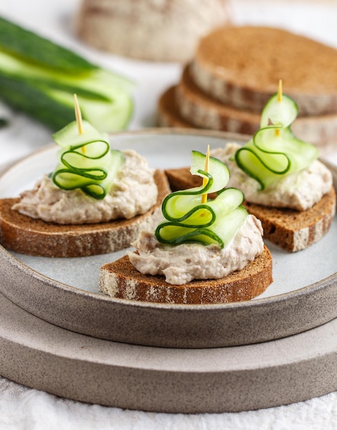 canapés avec forshmak