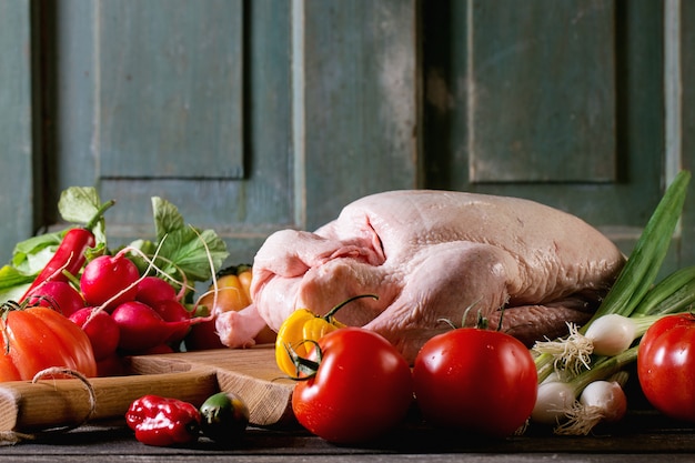 Canard cru aux légumes