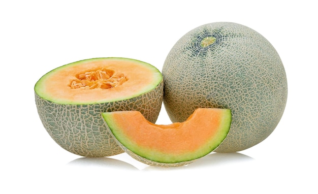 Cantaloup melon isolé sur blanc