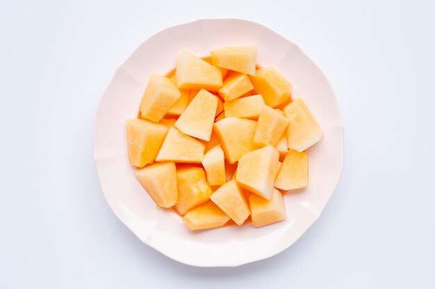 Cantaloup melon isolé sur blanc