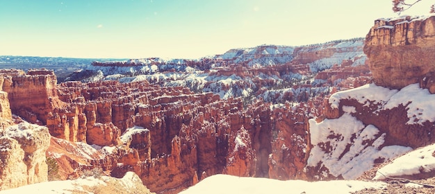 Canyon de Bryce avec de la neige en hiver.