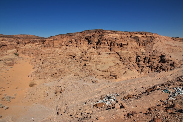 Canyon dans le désert du Sahara, Soudan