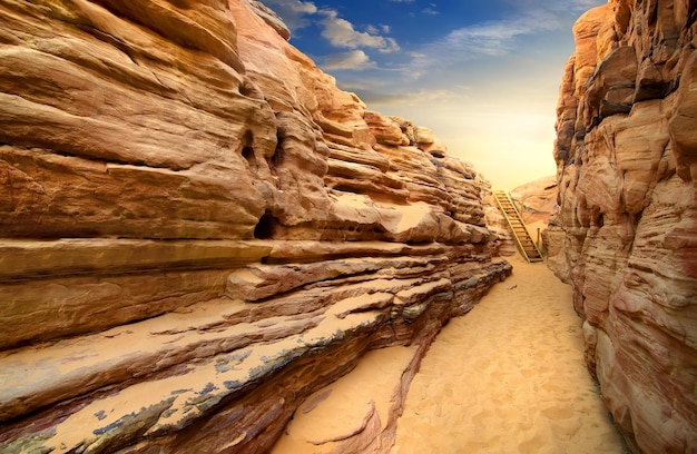 Canyon de sable dans le désert du Sinaï