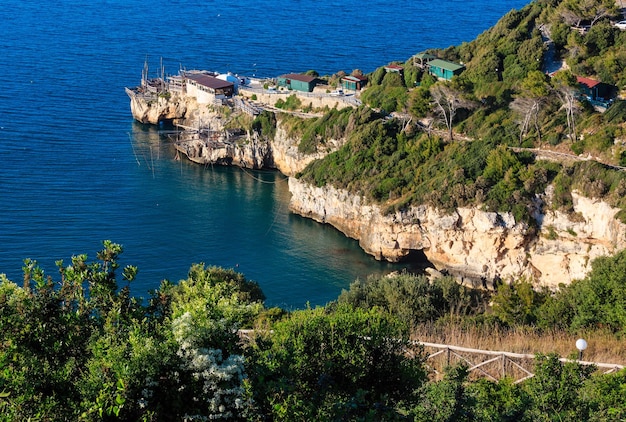 Cap mer Trabucco di Monte Pucci vue Italie