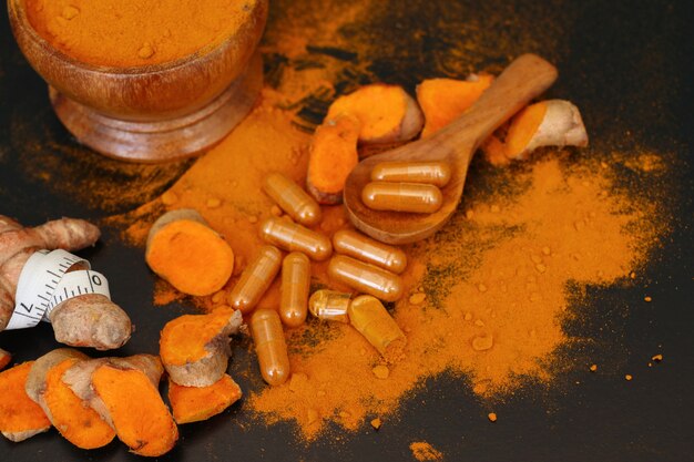 Capsule de curcuma avec poudre