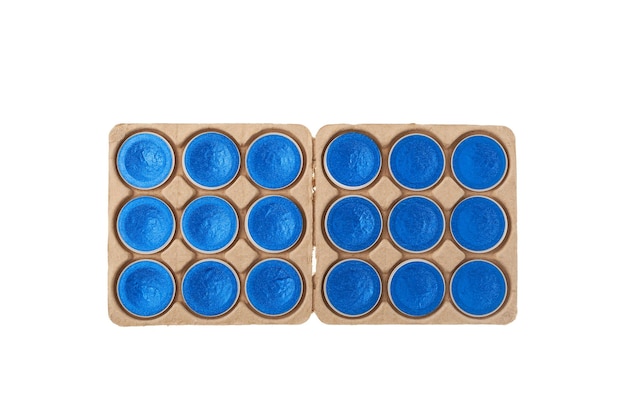 Capsules de café bleu dans une boîte en papier pliante Récipient écologique en papier recyclé Tendance moderne