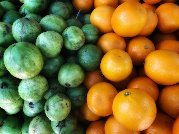 Photo capture complète de fruits à vendre sur le marché