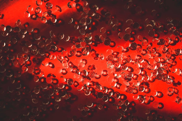 Photo capture complète de gouttes d'eau sur verre