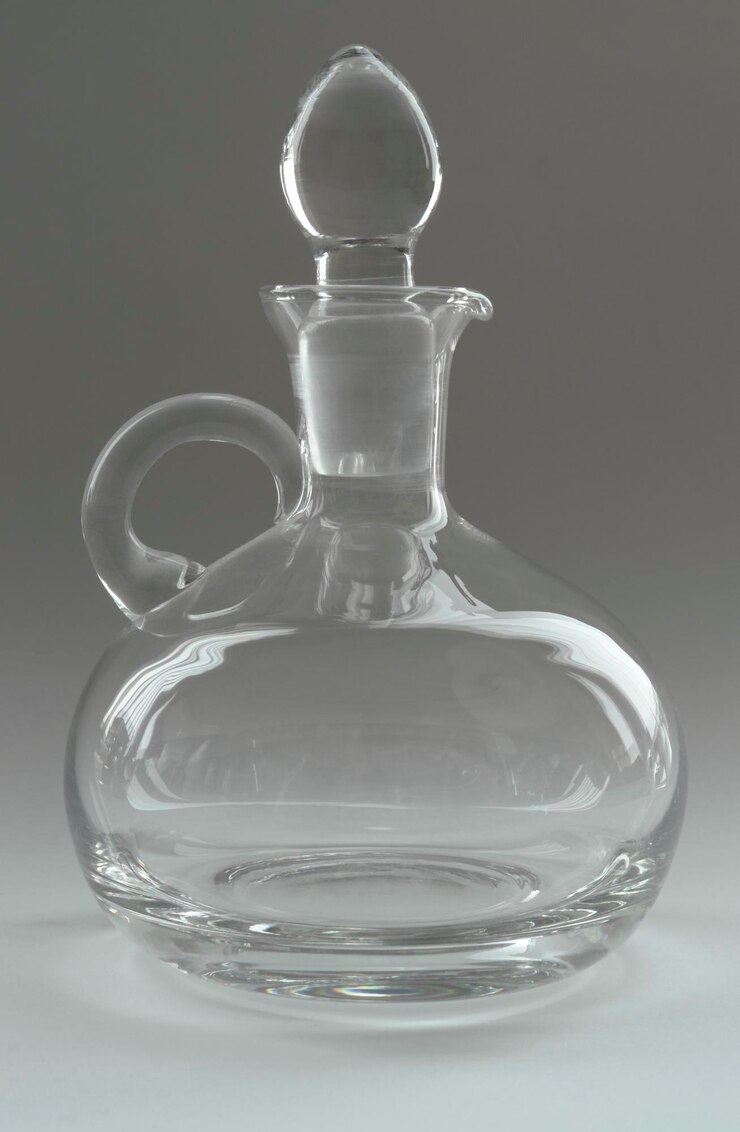 Photo carafe en verre clair