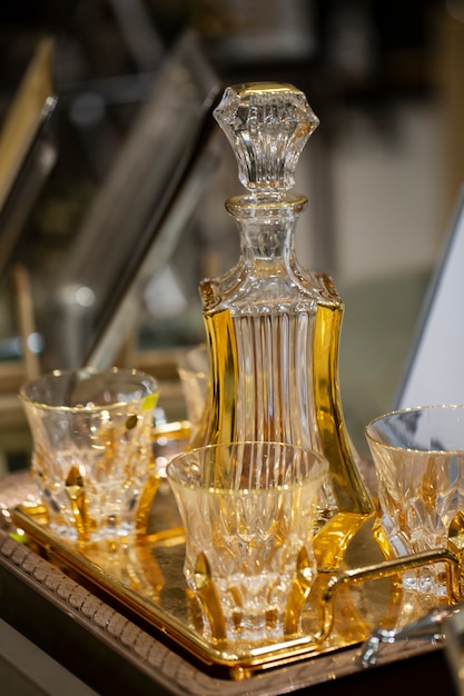 Carafe et verres en cristal