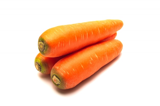 Carottes fraîches isolées. Gros plan des carottes.