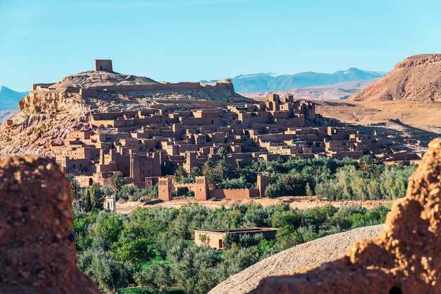 Photo casbah d'argile d'ait ben-haddou au maroc.