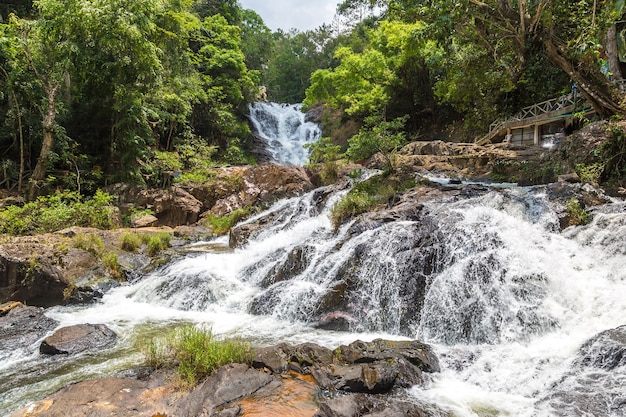 Cascade de Datanla à Dalat au Vietnam