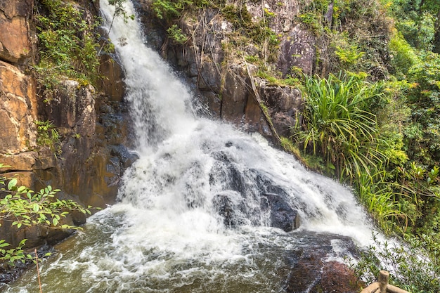 Cascade de Datanla à Dalat, Vietnam