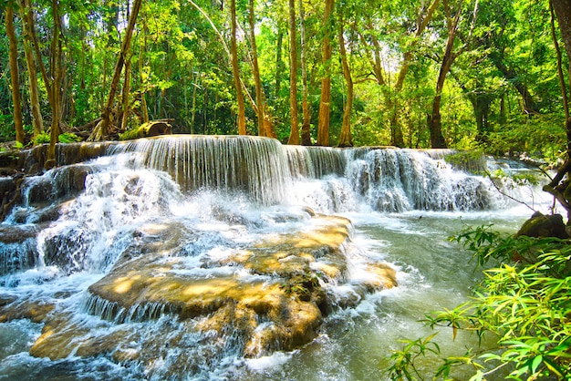 Cascade Huai Mae Khamin à Kanchanaburi