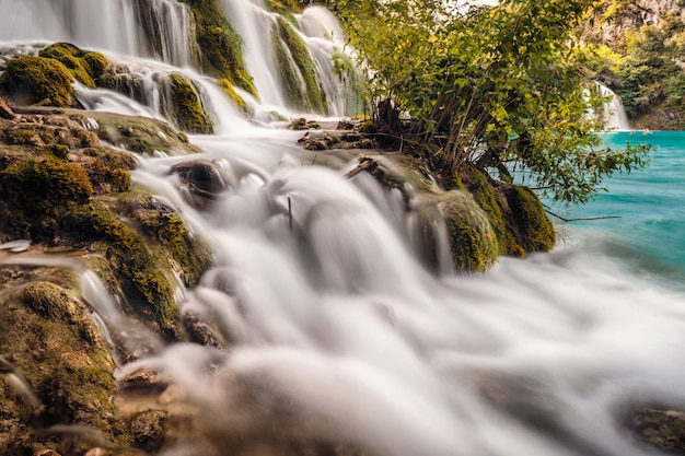 Cascade magique et soyeuse