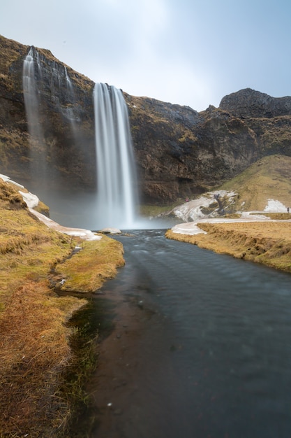 Cascade de Seljalandsfoss