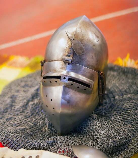 Photo casque d'armure des anciens chevaliers