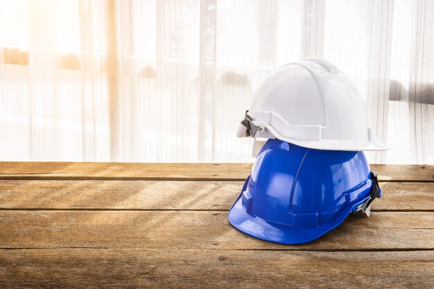 Photo casque de chantier bleu et blanc pour casque de sécurité, destiné au projet de sécurité d'un ouvrier