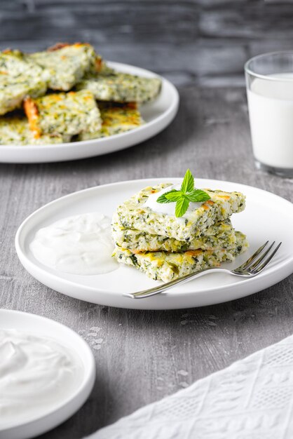 Casserole aux courgettes au fromage et au lait