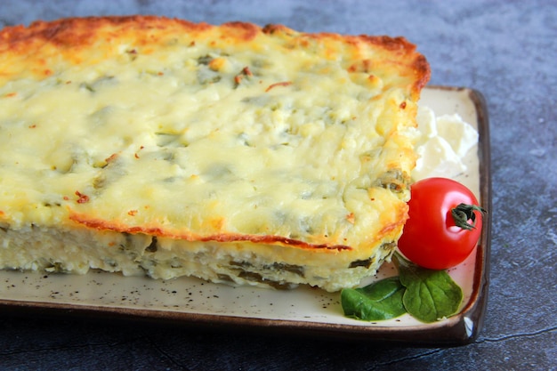 Casserole de fromage blanc aux épinards, ail et mozzarella - petit-déjeuner sain