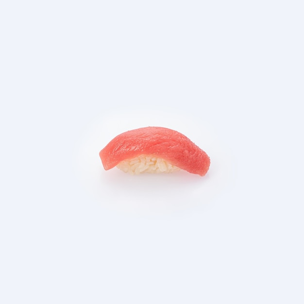 Photo catalogue de photos pour la cuisine japonaise. sushi sur fond blanc