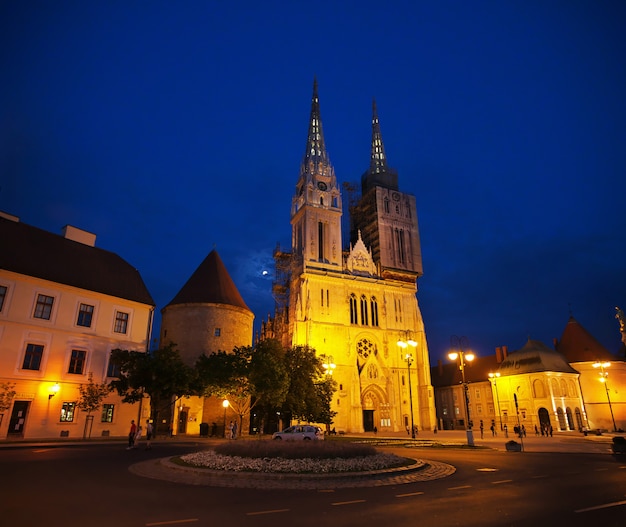 Cathédrale de l'Assomption de nuit, Zagreb, Croatie