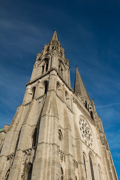 La cathédrale de Chartres vue de face France