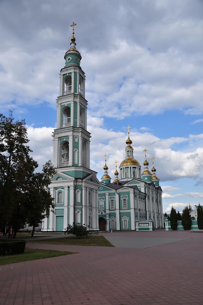 Cathédrale et clocher de Spaso-Preobrazhensky. 08 septembre 2021, Tambov, Russie