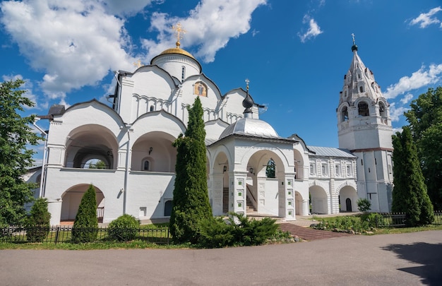 Cathédrale de l'intercession dans la région de Souzdal Vladimir Russie