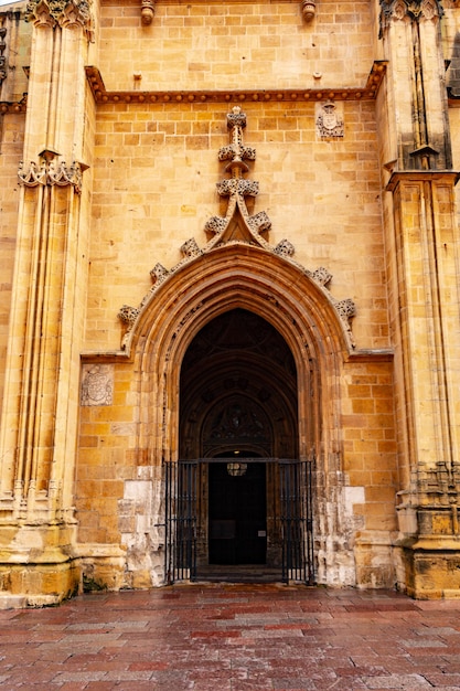 Cathédrale métropolitaine d'el salvador de oviedo asturias