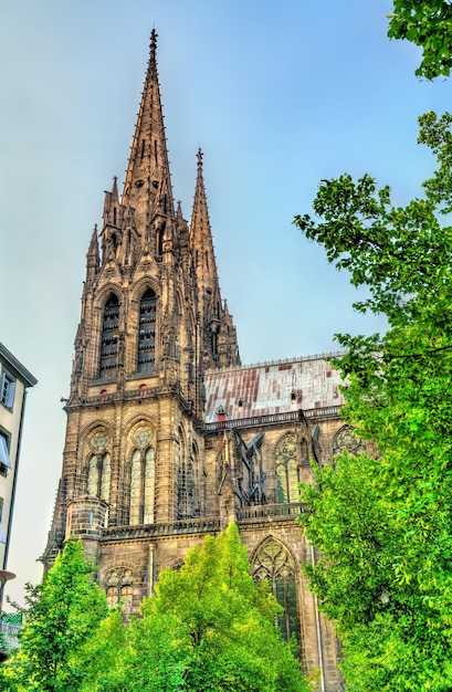 Photo cathédrale de notre-dame de l'assomption de clermontferrand puydedome france
