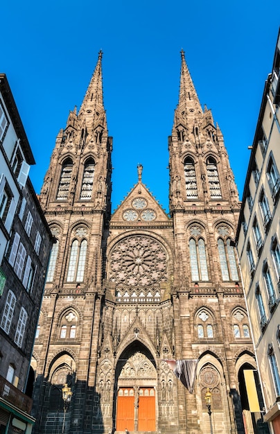 Photo cathédrale de notre-dame de l'assomption de clermontferrand puydedome france