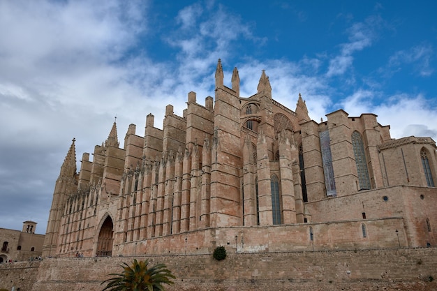 La cathédrale de Palma de Majorque vue de l'arrière
