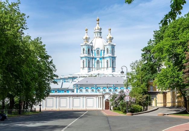 Cathédrale de la résurrection du Christ Smolny à Saint-Pétersbourg Russie