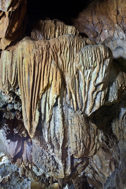 Photo caverne de stalactite