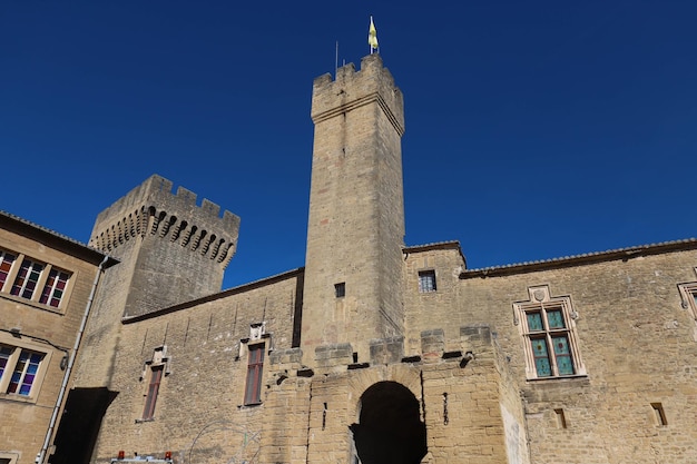 Le célèbre château médiéval Emperi Salon de Provence France