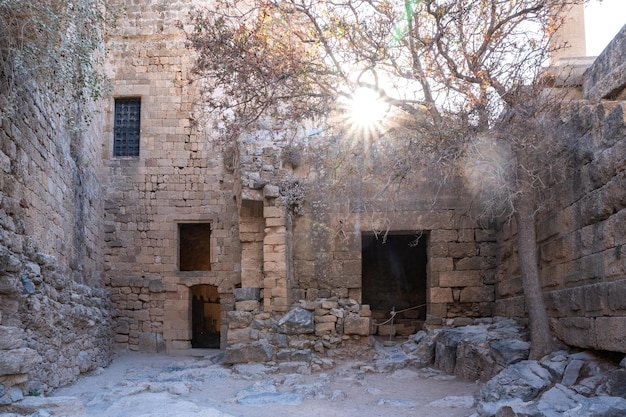 Photo la célèbre île de lindos dans le dodécanèse