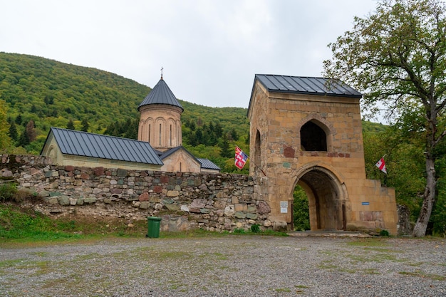 Célèbre monastère Kintsvisi à Shida Kartli, Géorgie centrale. Voyager