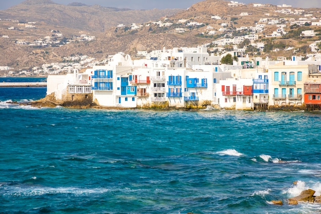 Célèbre ville de Mykonos colorfull petite venise, l'île de Mykonos, Cyclades, Grèce